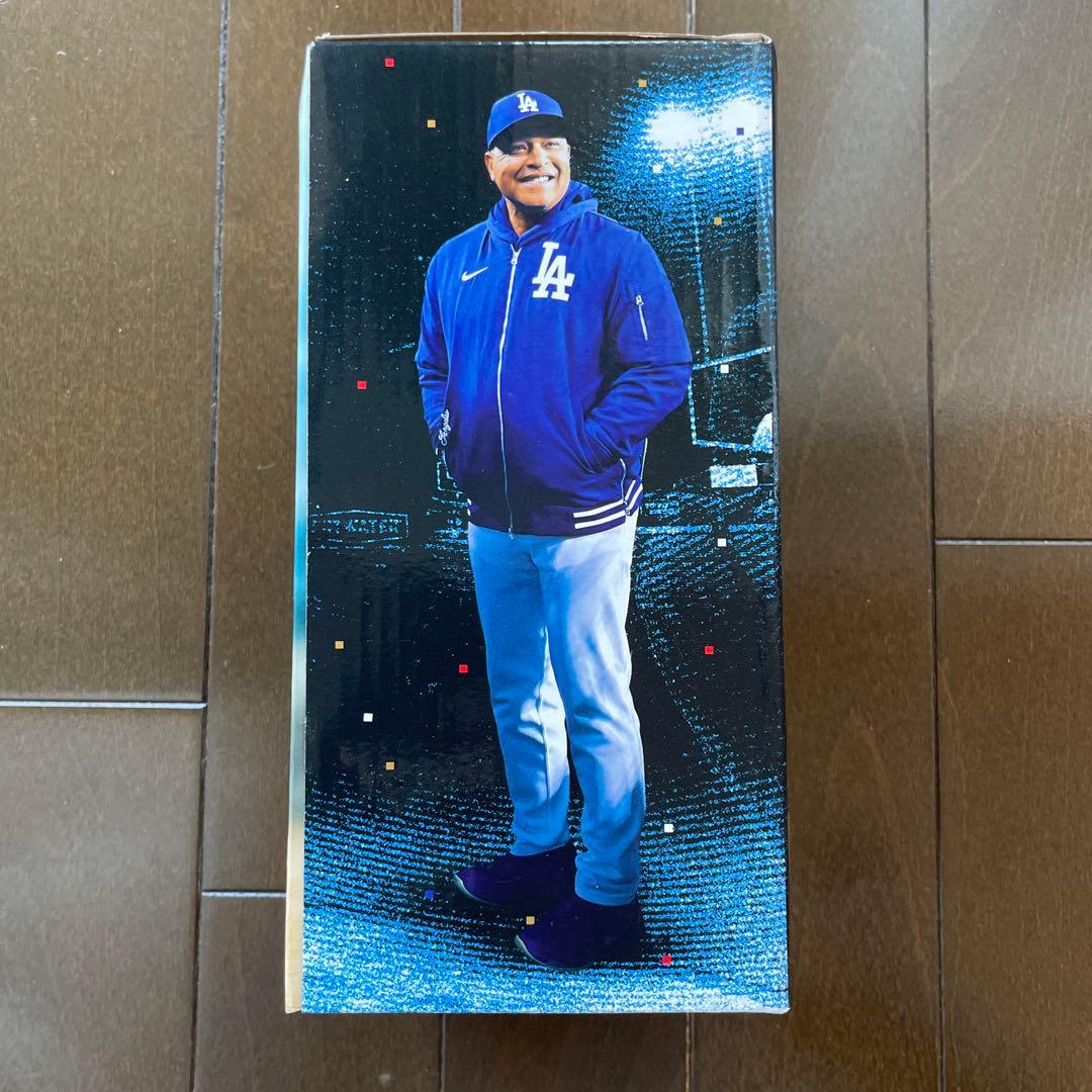 る*ん様 デイブ・ロバーツ監督　ボブルヘッド人形　2025年4月26日特典