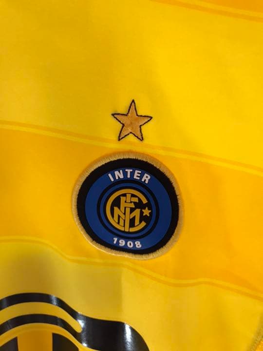 正規品NIKE インテル「32」クリスティアン・ヴィエリ 半袖 M ユニフォーム