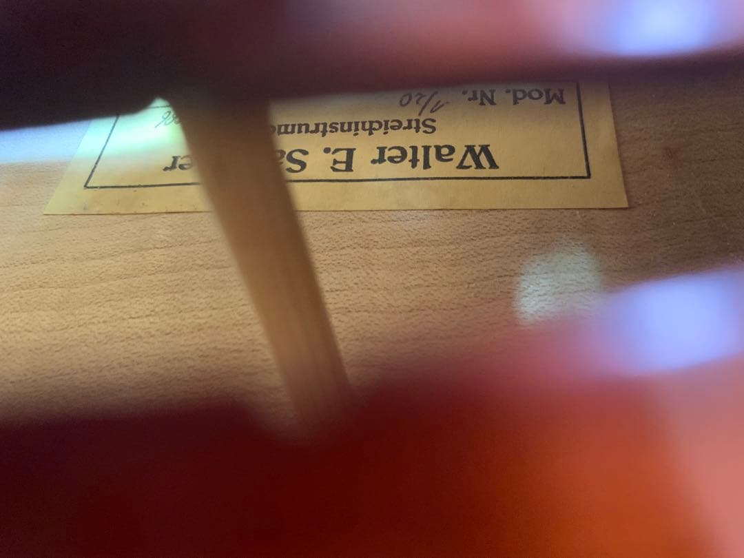 ドイツ製　4/4バイオリン　裏板一枚板　Walter E. Sandner