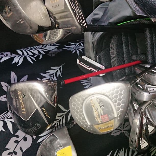 キャディバック。ゴルフ用品。セット