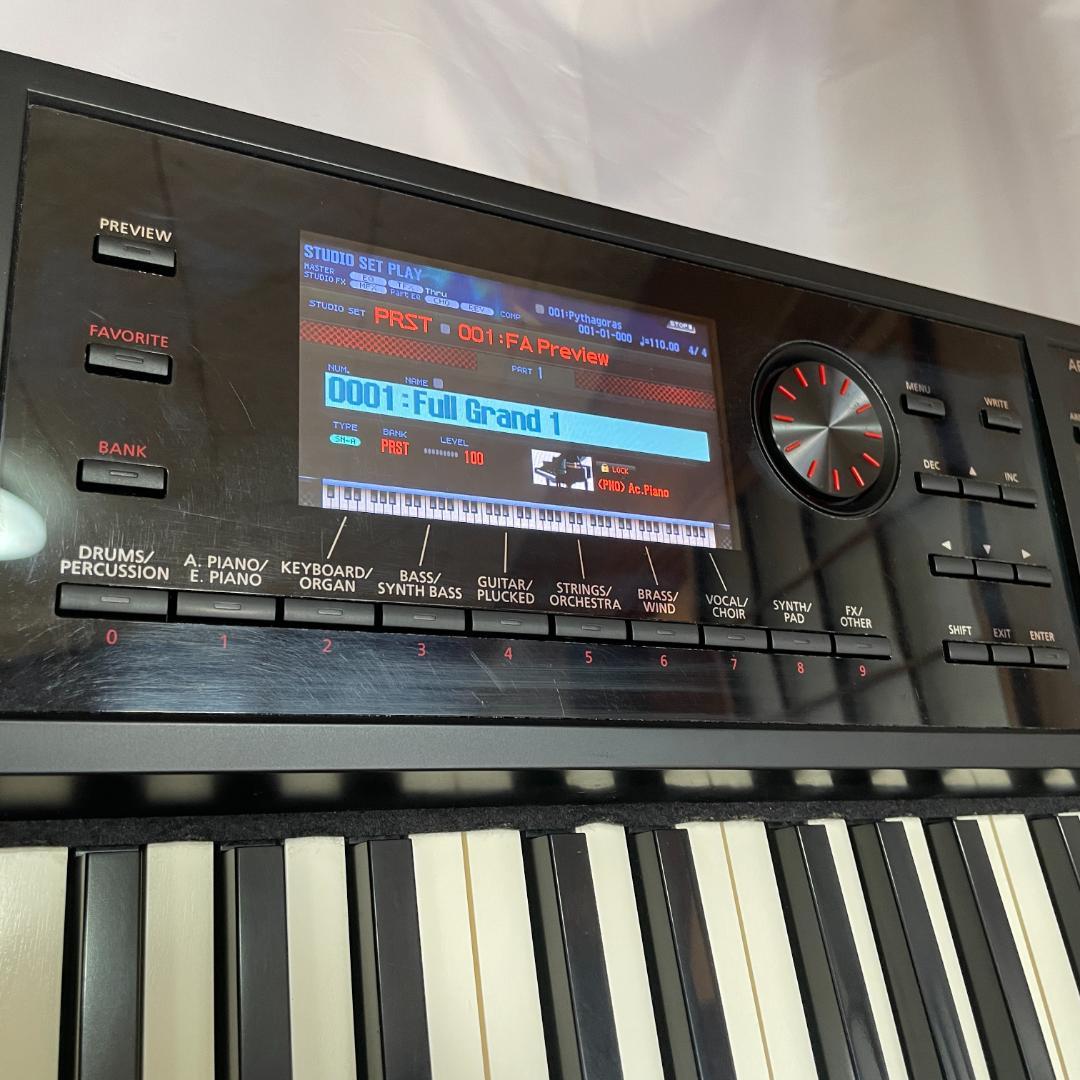 Roland ローランド FA-08 88鍵　上村ひなの