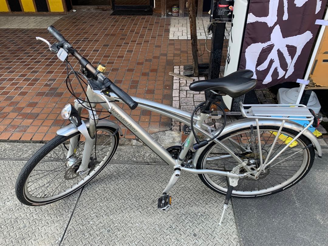 シルバー クロスバイク 前後照灯付き