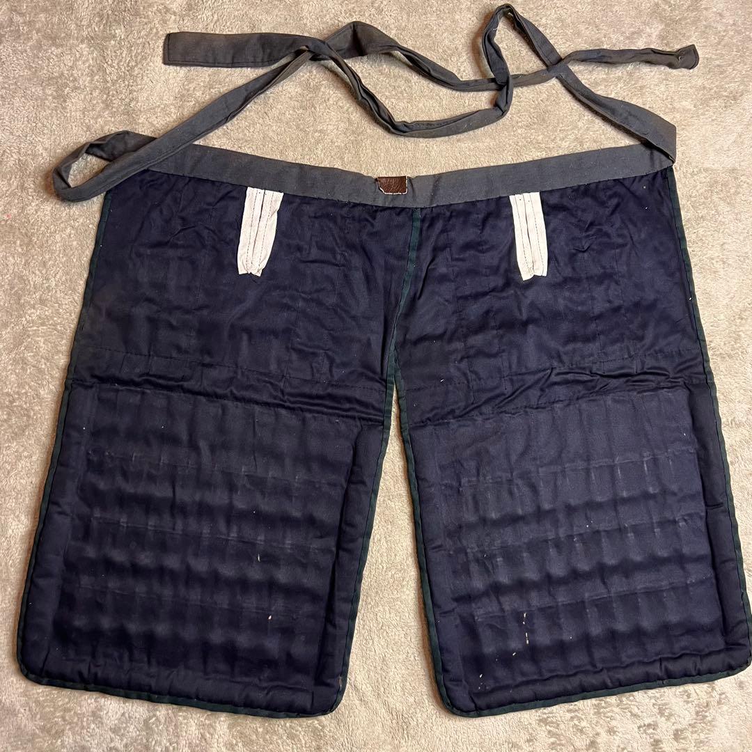 超美品！『薩摩国住光忍十一代作』日本 甲冑 錆胴鉄錆鋲当世具足『鎧 一式』等身大