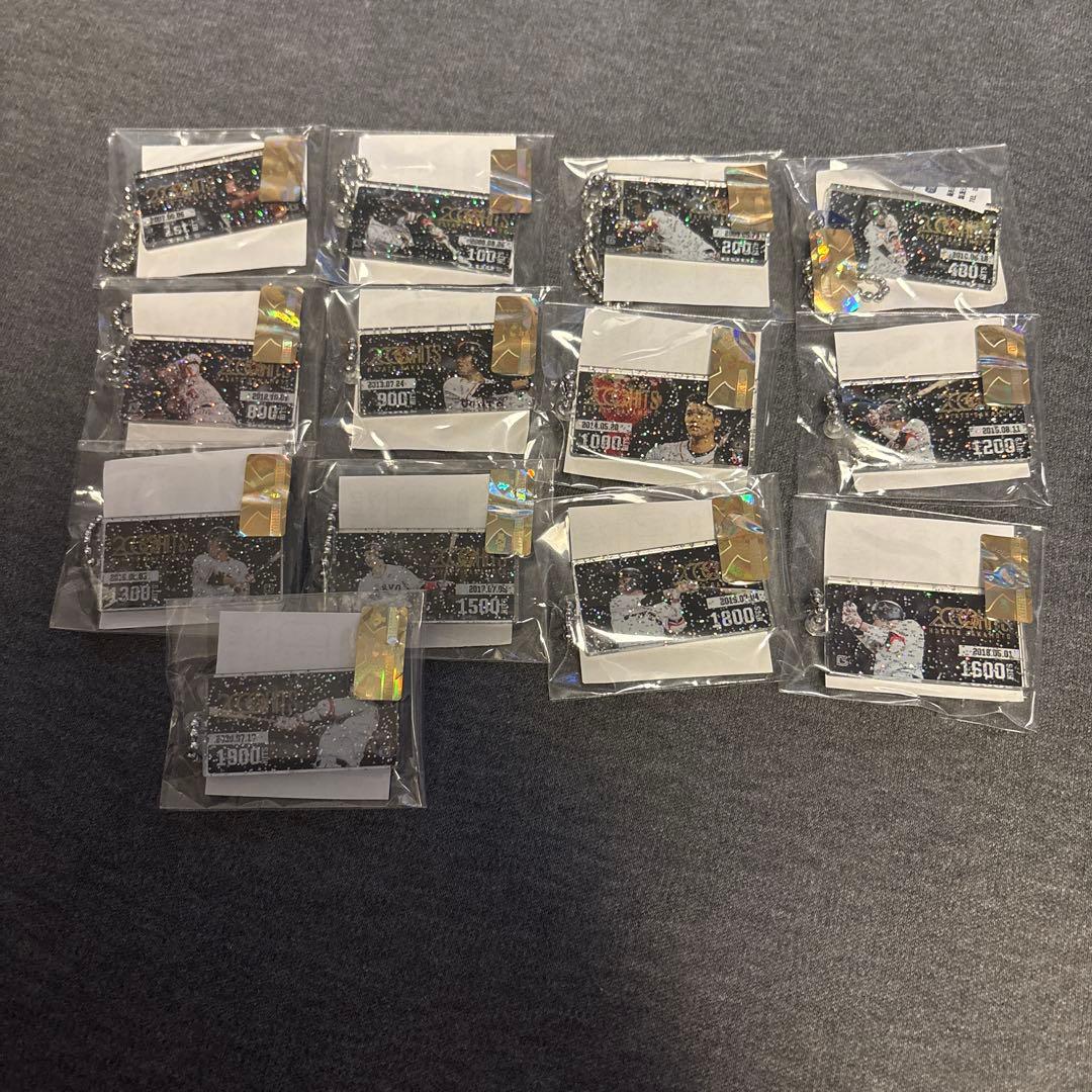 ジャイアンツ 坂本勇人 2000本安打記念 アクリルキーホルダー　ガチャガチャ