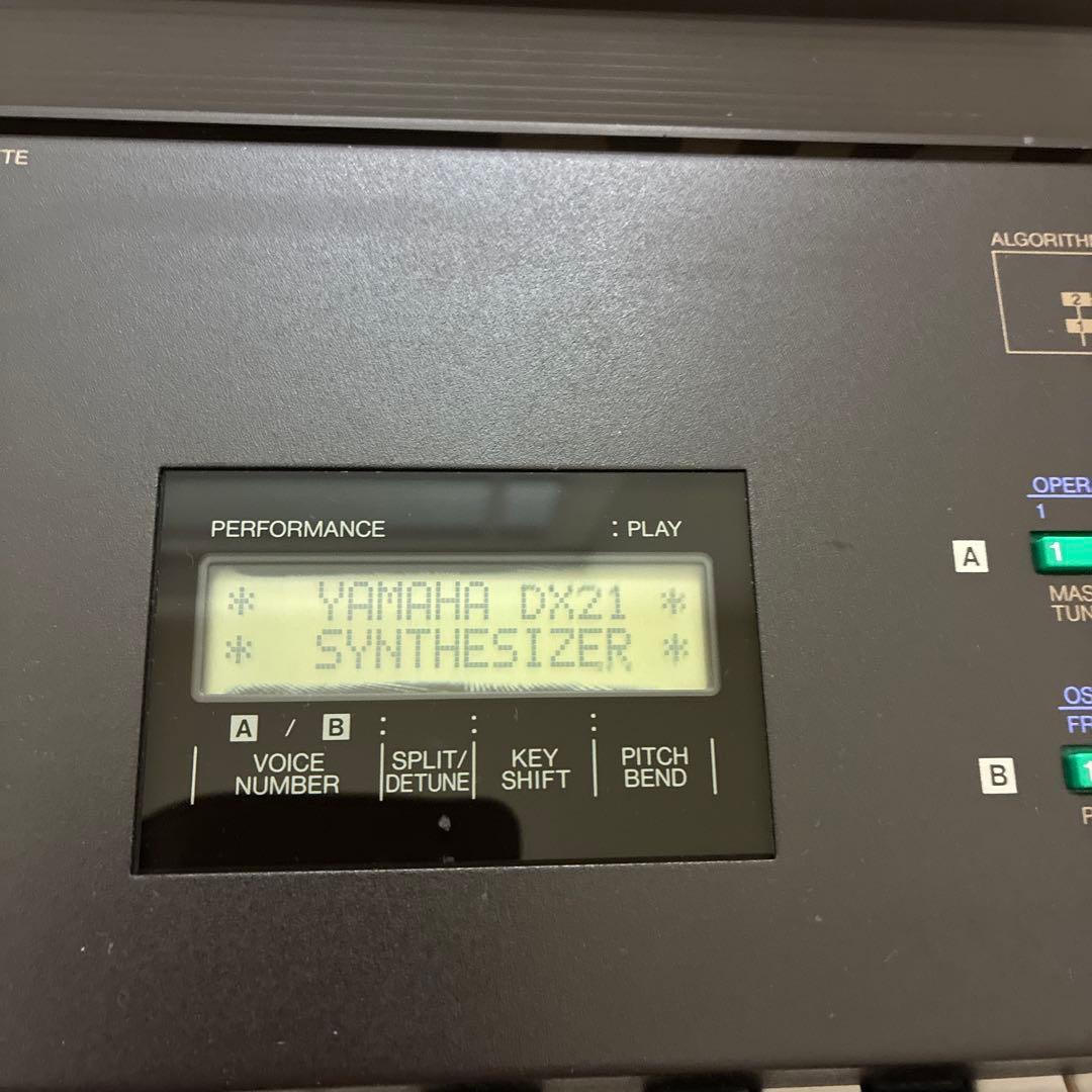 動作品　YAMAHA DX21 シンセサイザー　名機