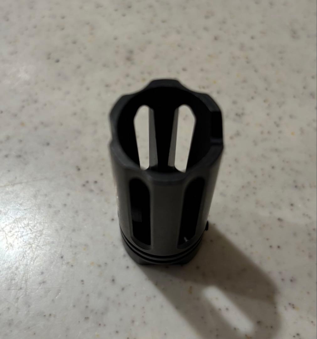 レア　ダニエルディフェンス　Daniel Defense フラッシュハイダー