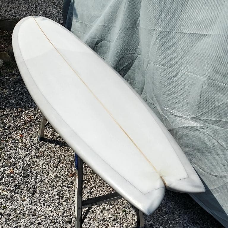 ☆未使用品☆ オーダーボード ミッドレングス 6'8\