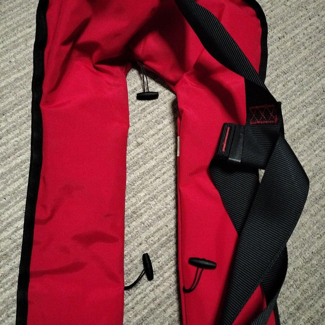 HELly Hansen 赤 ライフジャケット 自動膨張式