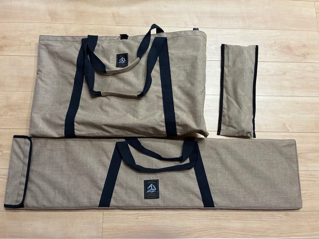 葉月　BLACK DESIGN　プレート　２枚付き（ツリー柄）　アイアンラック