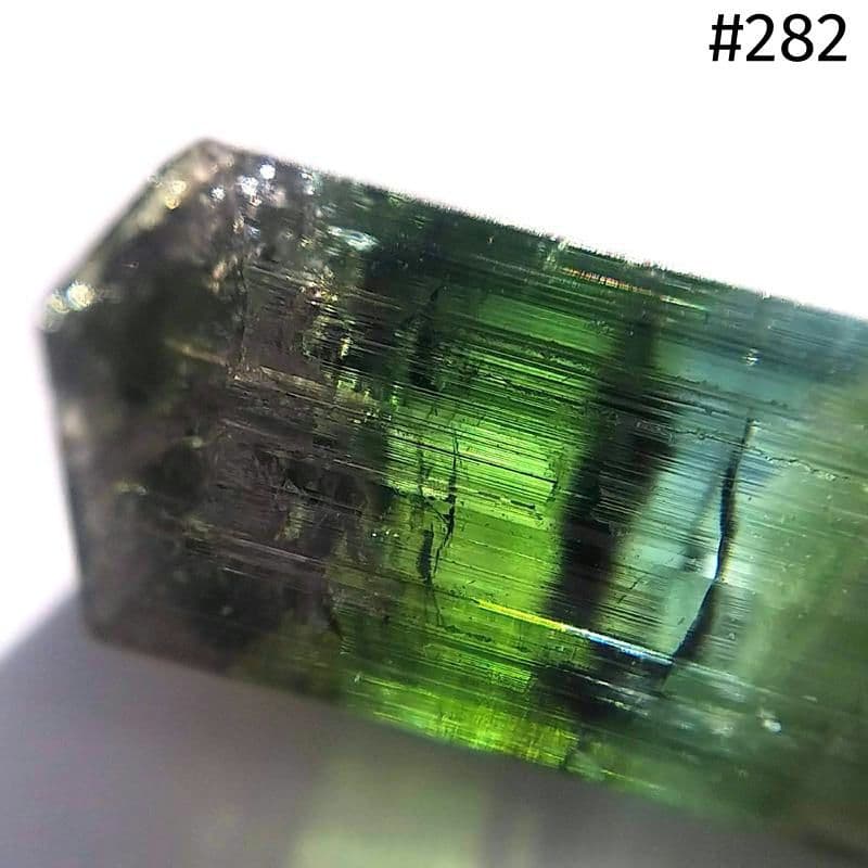 282 マルチカラー トルマリン キャッツアイ ブラジル産 結晶 原石