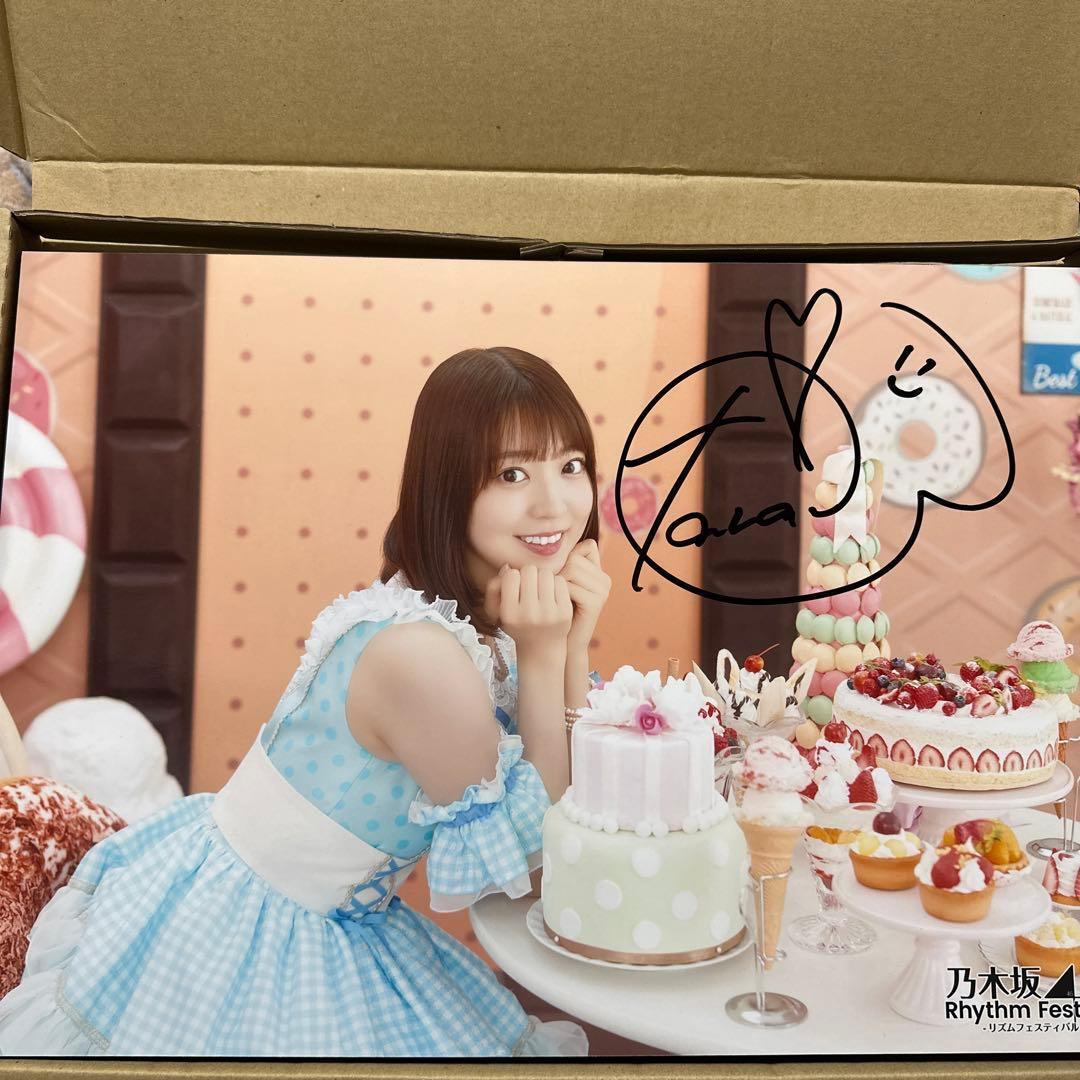 元乃木坂46阪口珠美 直筆サイン入りウォールデコ