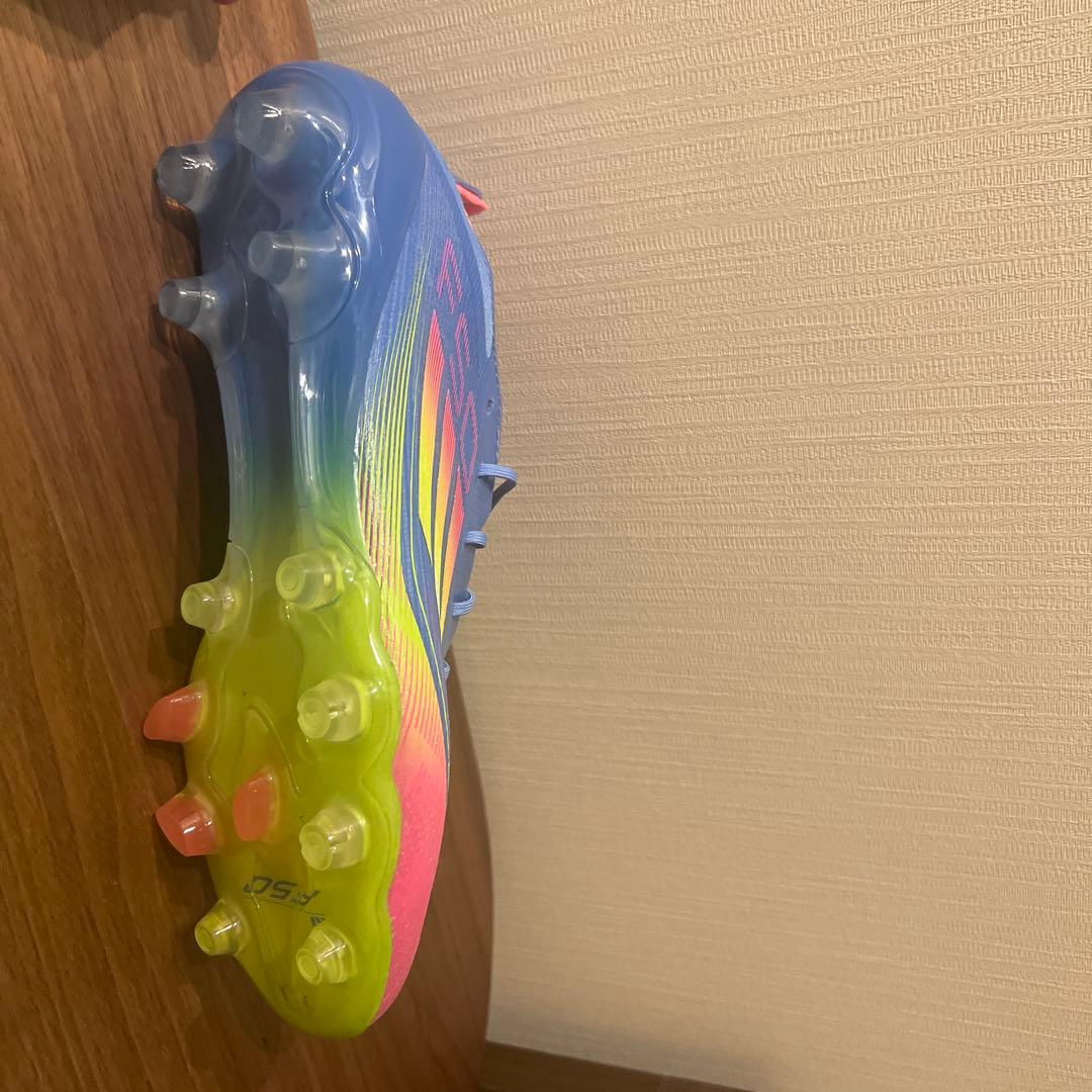 サッカーシューズ スパイク 青/ピンク　F50 ELITE AG