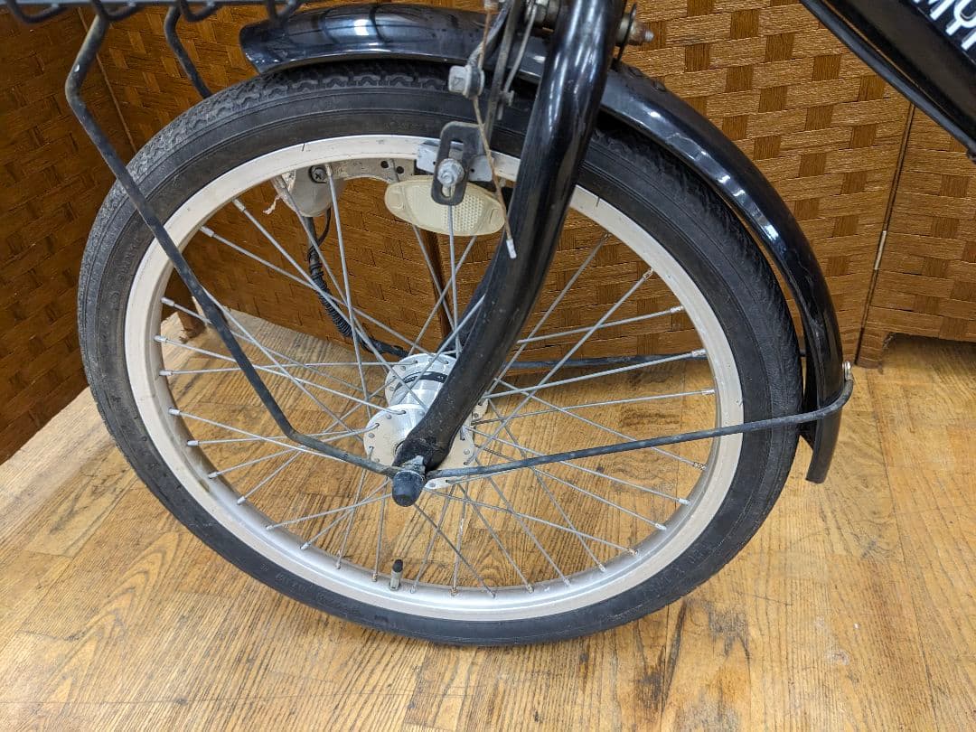 U051 折りたたみ自転車　20インチ　6段変速 オートLEDライト　ブラック