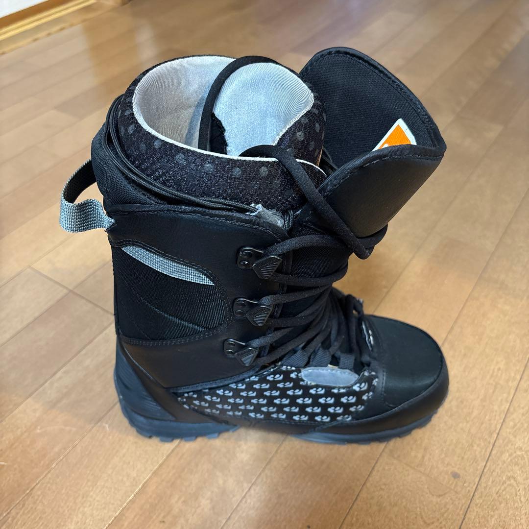 32thirtytwo中古スノーボードブーツ