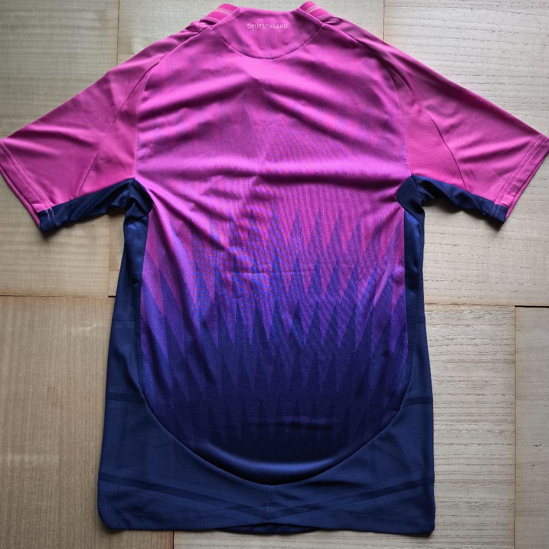 新品未使用　タグ付き　EURO2024 ドイツ代表　　オーセンティック　XS