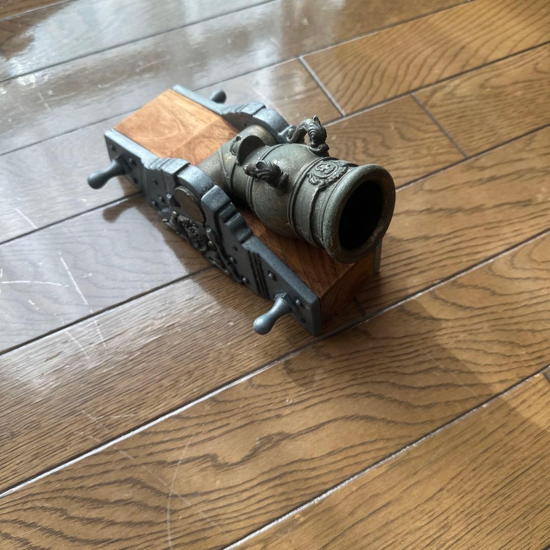砲形インテリア置物 木製と金属製