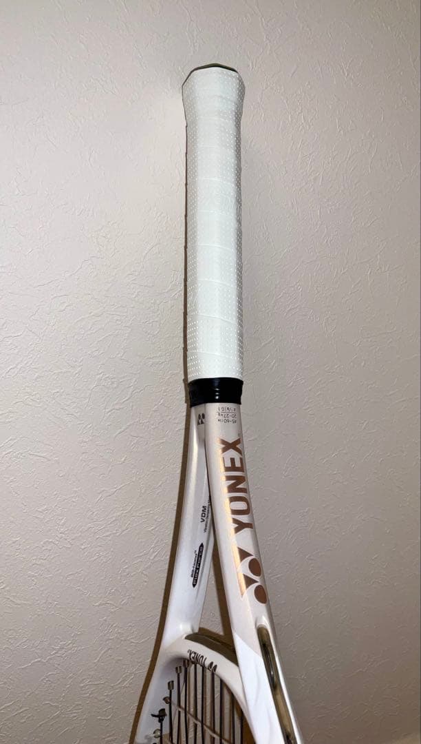 【YONEX】美品 VCORE 100 SAND BEIGE　サンドベージュ　白