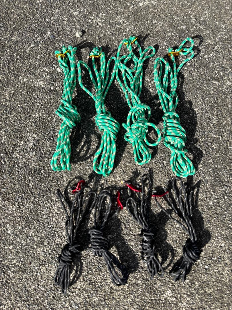 タトンカTarp 1 ポリエステル　ガイロープ、ペグ、ポール付き