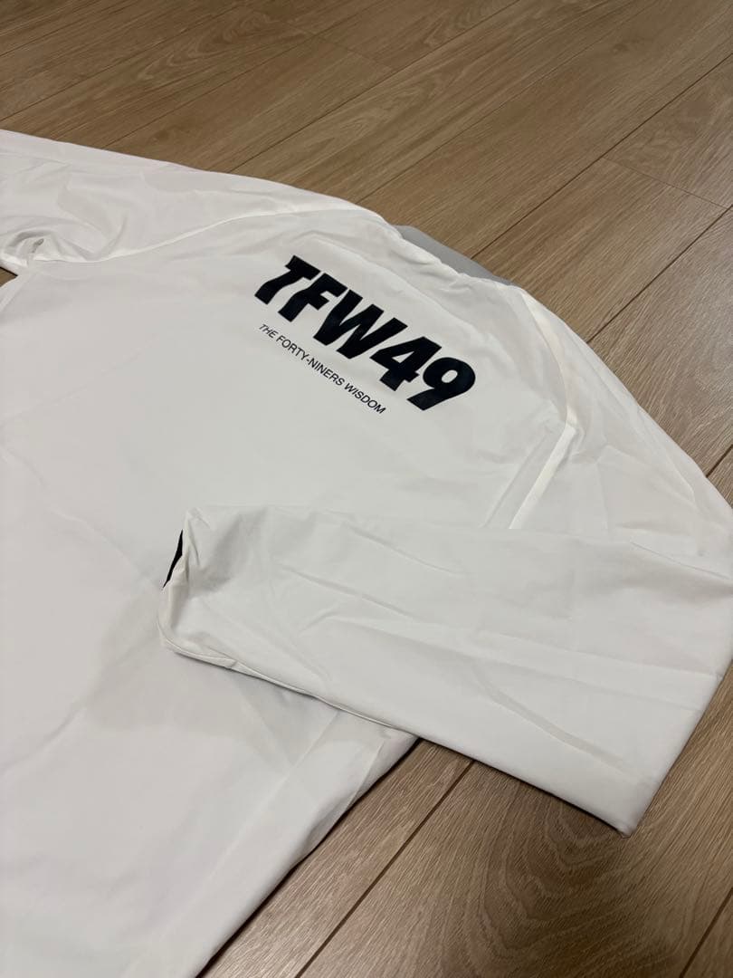 TFW49 リバーシブルスニード Lサイズ