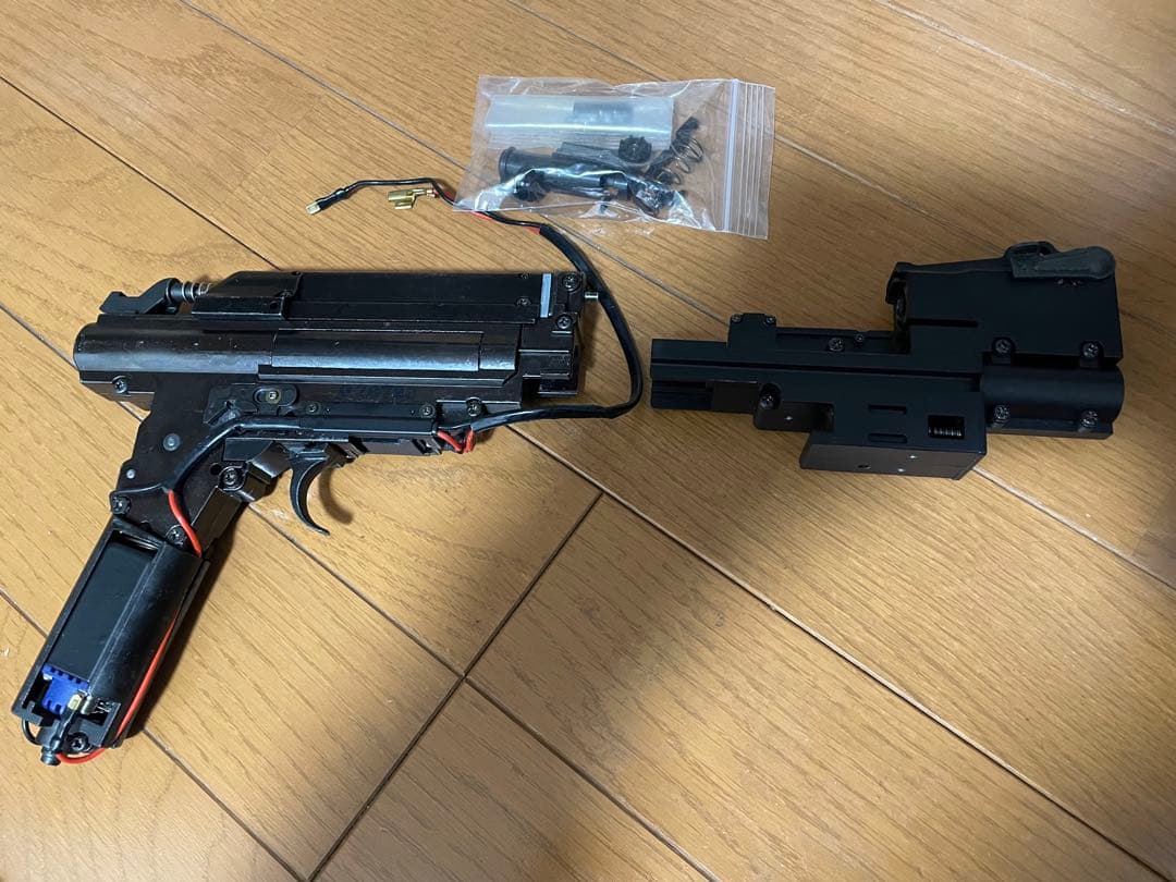 東京マルイ　AK102 AKS74U メカボックス　パーツ