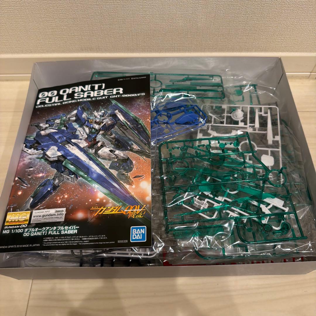 MG ダブルオークアンタ　フルセイバー