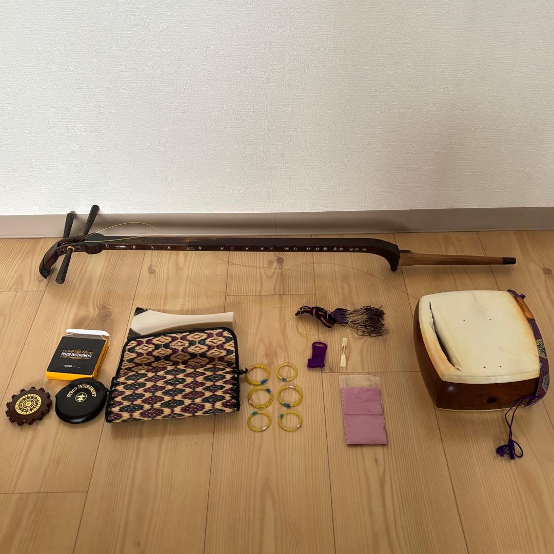 長唄三味線 ハードケース付き　付属品有り