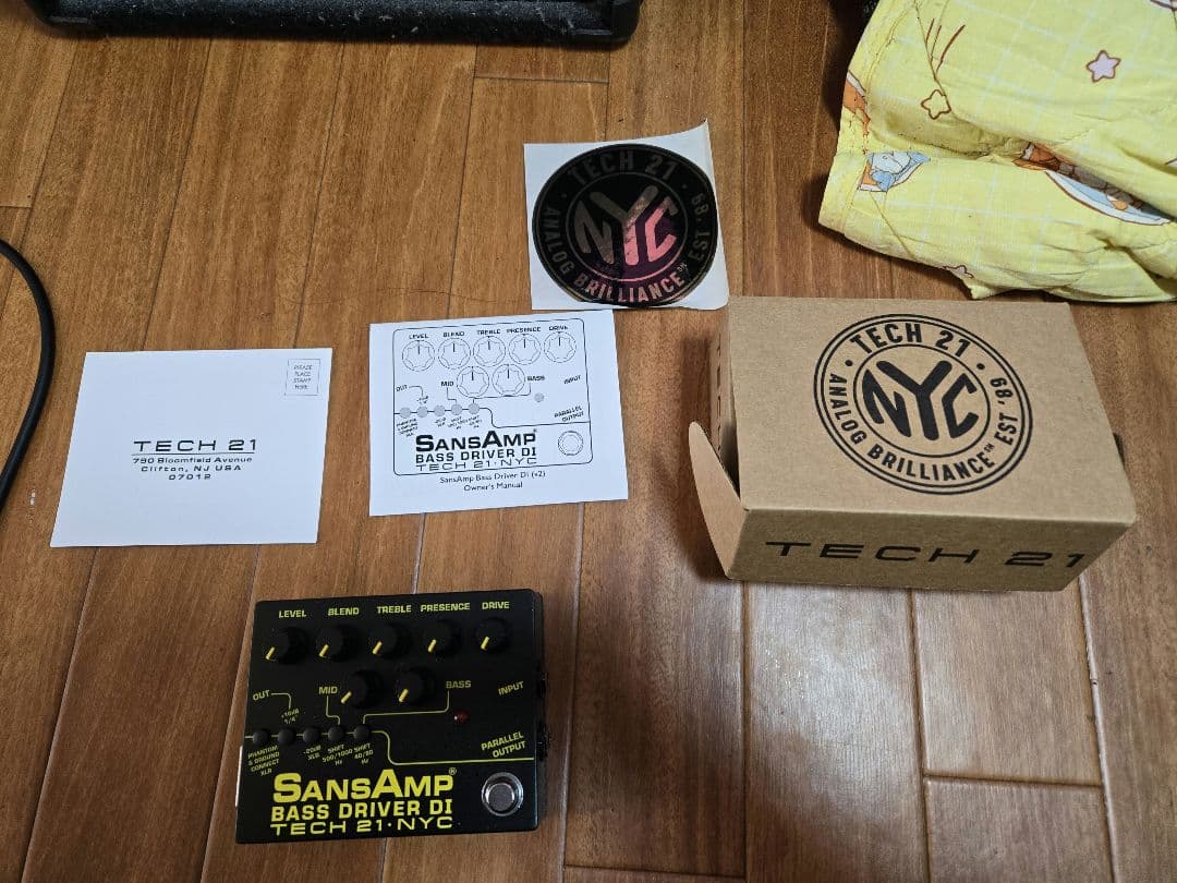 ベース SansAmp BASS D DI V2 TECH 21