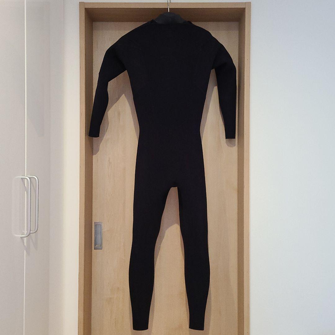 ねねね、ネイビーのデザインがうちゅくしい！ACER フルスーツ ウェットスーツ