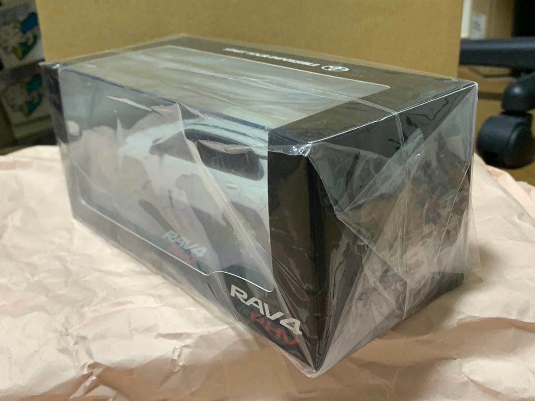 RAV4 PHV ミニカー ホワイトパール