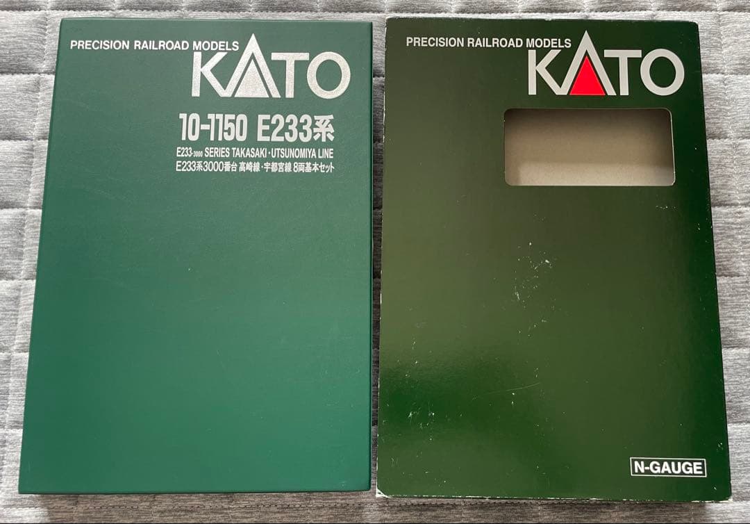 KATO E233系3000番台(高タカ車) 10両セット