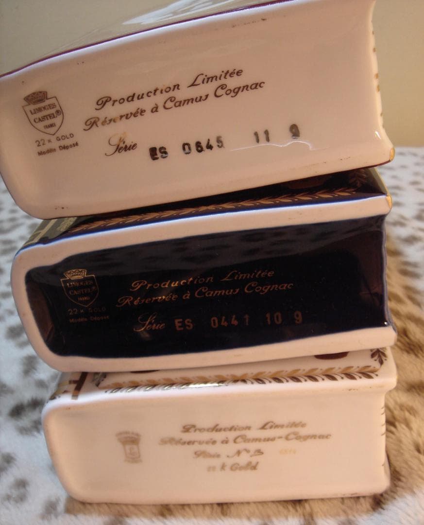 イ*ゴ様 未開栓★ナポレオン ブック３本 （総重量3700g）陶器ボトル★CAM