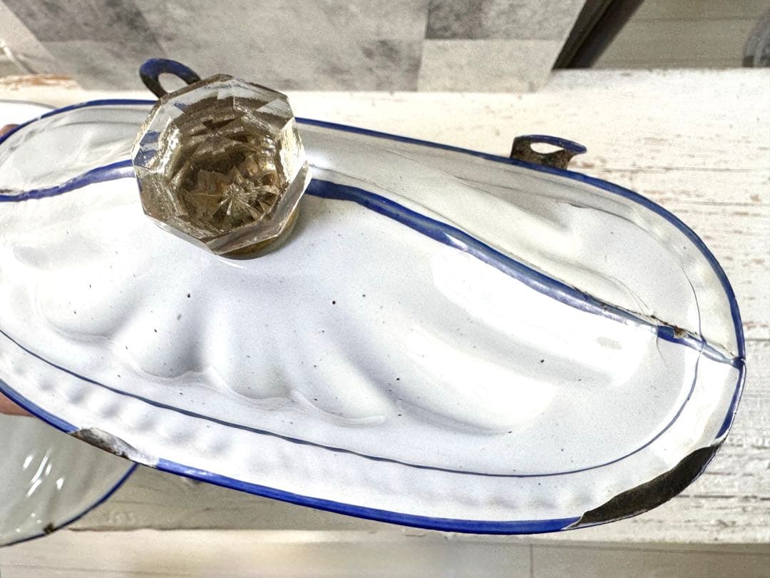 フランスアンティーク ホーロー製 ファウンテン 壁掛け手洗い器 パンジー