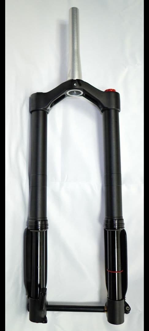 テーパーフォーク Surron/Mtn Ebike 26-29x 4.8 まで。