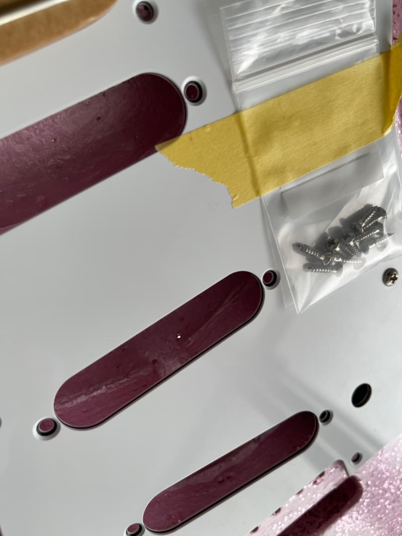 ジャンク品　ギター ボディ　ネック塗料他