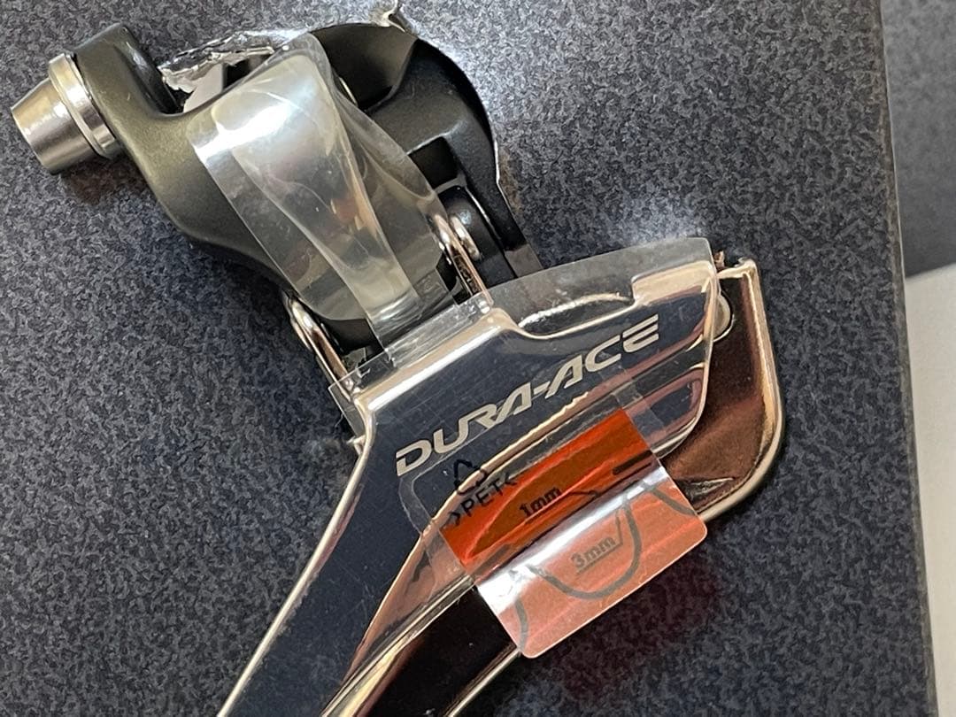 シマノDURA－ACEフロントディレイラー「FD－7900－B」新品