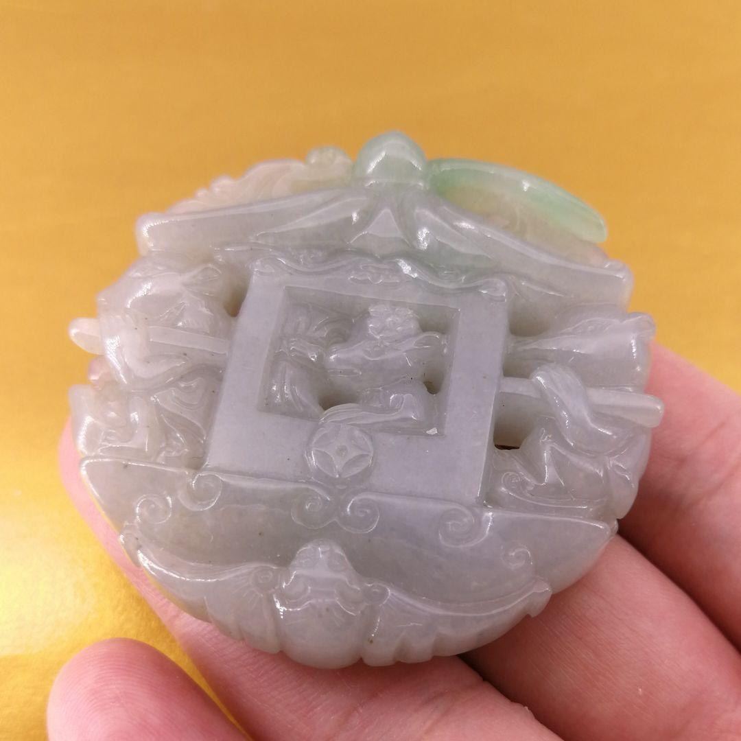 ビルマ翡翠精細彫刻「玉輿に乗る鼠お花嫁」(A貨保証)(整理番号:AJ08)