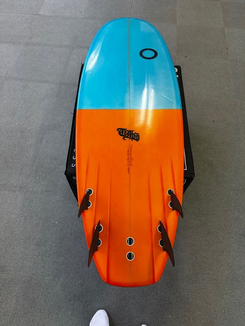 限界値下げ！　フィン付き手渡し　BREDREN DESIGN TUN 5’8