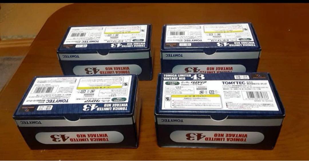 【４台セット】トミカ　リミテッドヴィンテージネオ　セドリック　グロリア　1/43