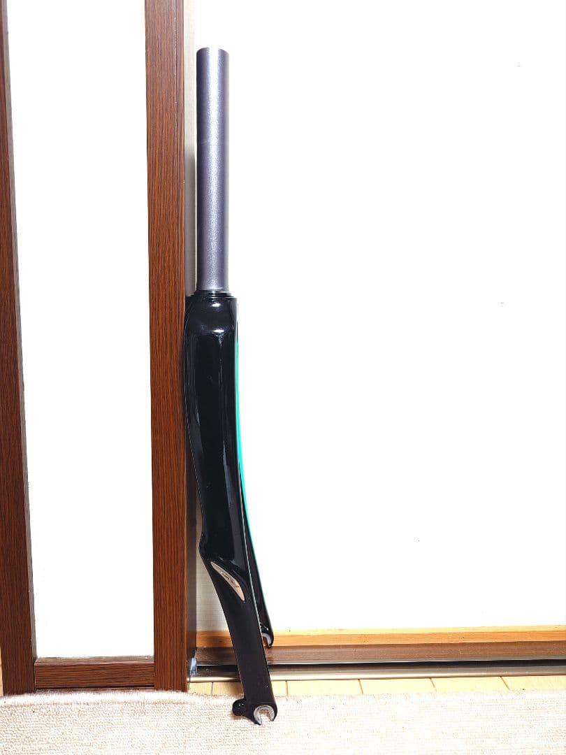 SPECIALIZED『DOLCE』カーボンフロントフォーク/700C