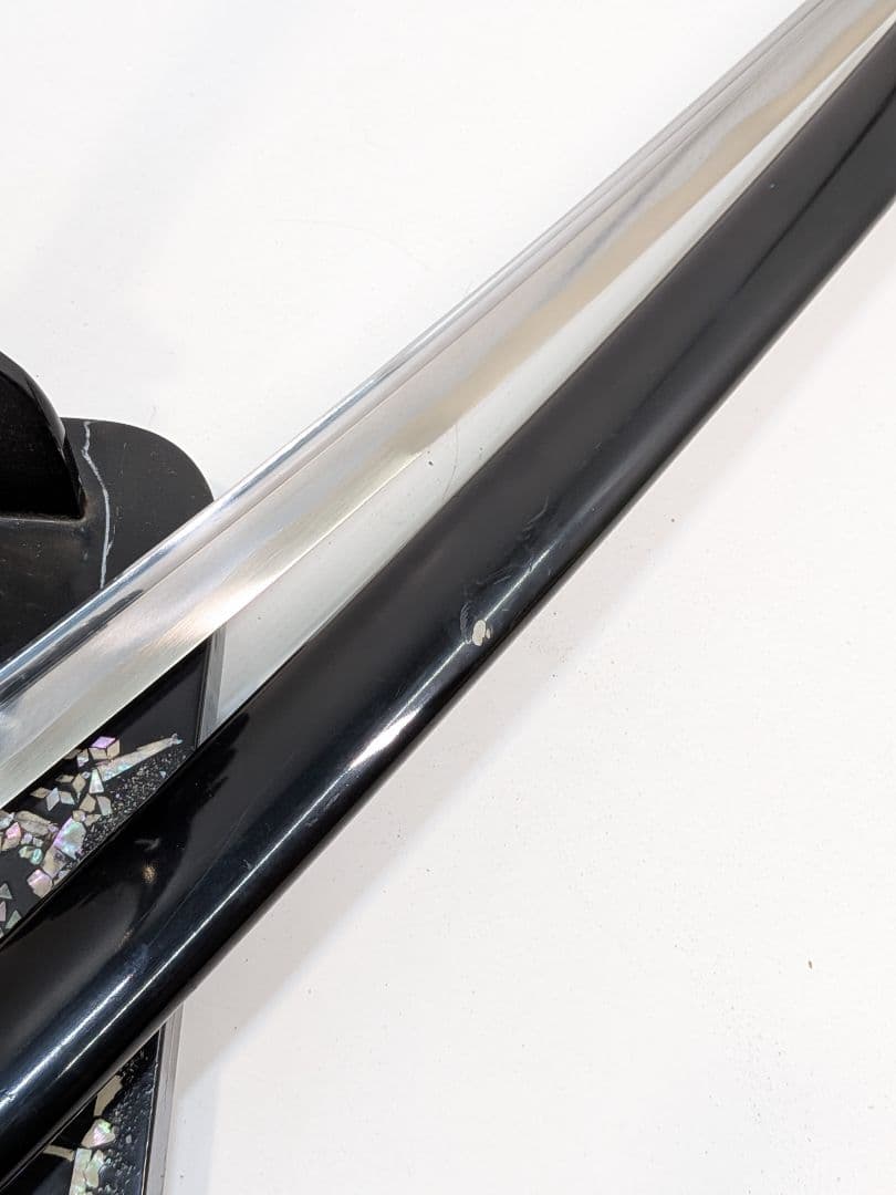 P865【模造刀】美術刀 短刀 脇差 刀掛け 刀袋付 豪華拵え 居合 コスプレ