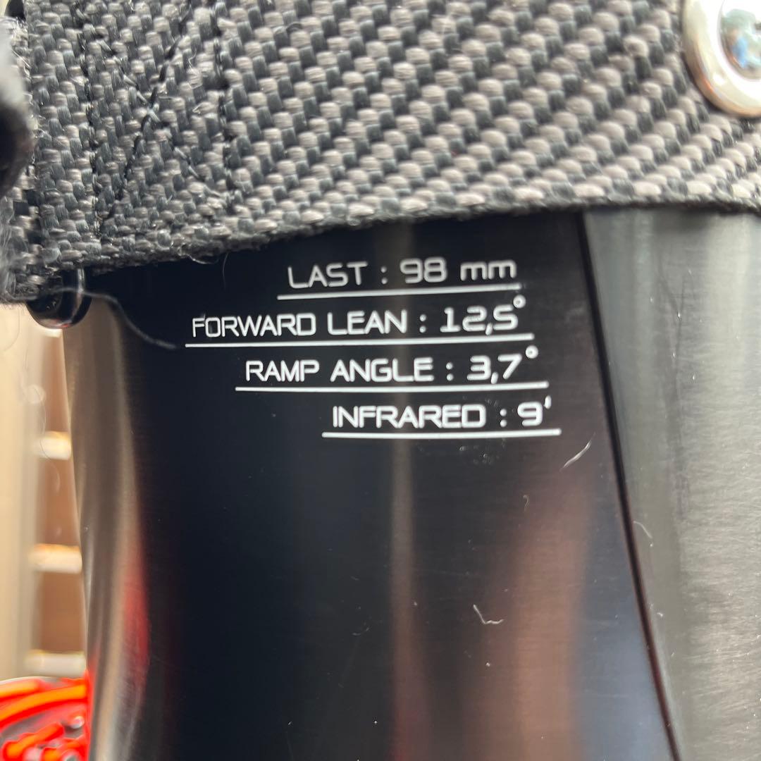 ノルディカ　DOBERMANN GP 110 24-24.5