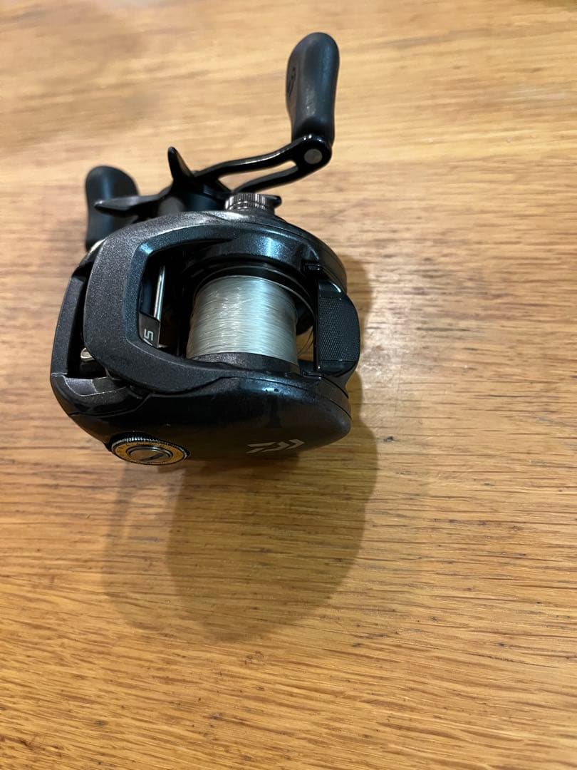 ダイワ TWS ベイトリール 右ハンドル　タトゥーラ