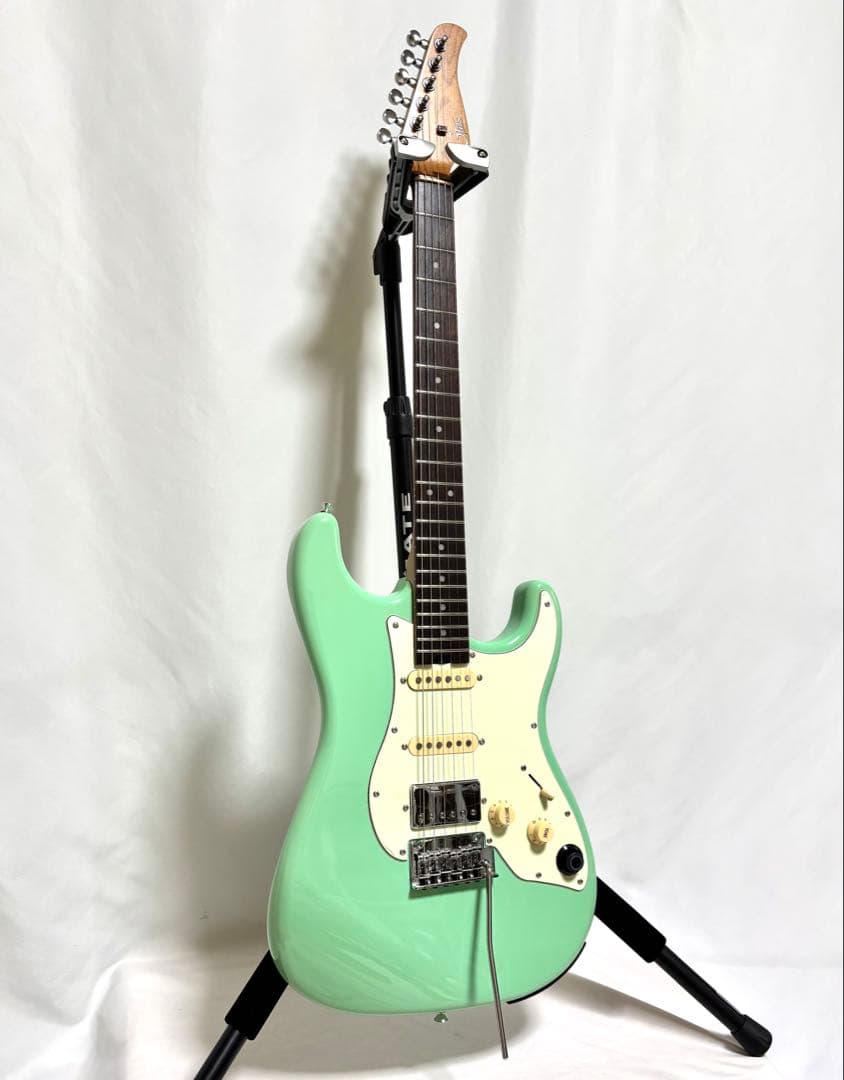 【新品弦張替済】Mooer GTRS S800 別売ワイヤレスフットスイッチ付属