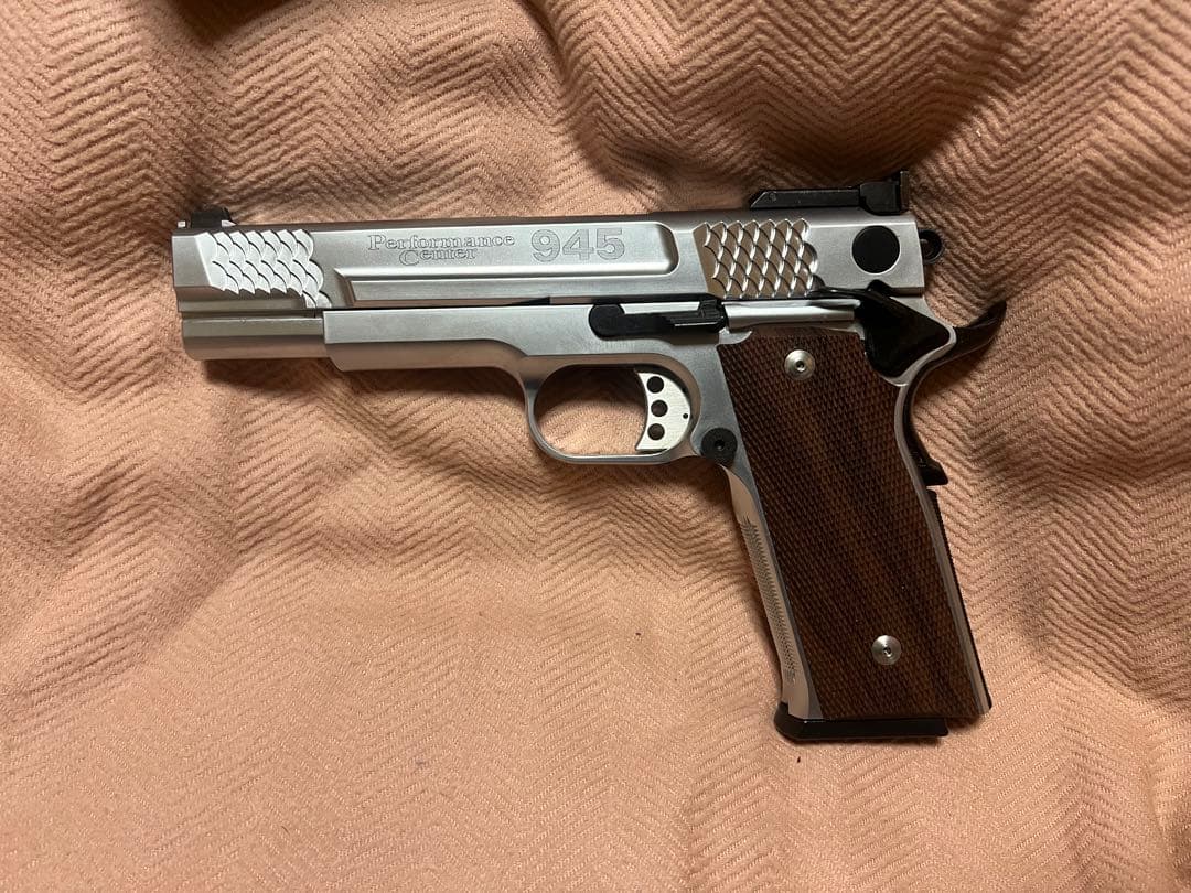 KSC S&WパフォーマンスセンターM945 ガスガン　ガスブローバック