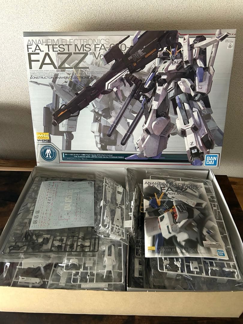 タ*ン様 MG ガンダムベース限定 FAZZ Ver.Ka チタニウムフィニッシ