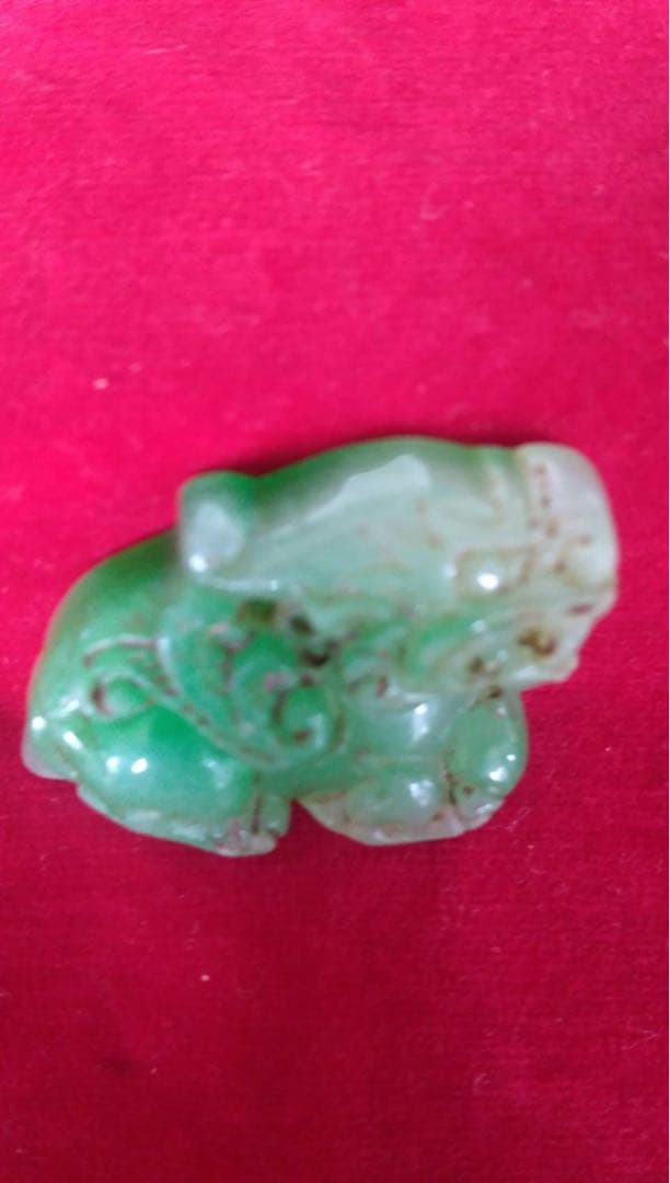翡翠　龍　ヒスイ