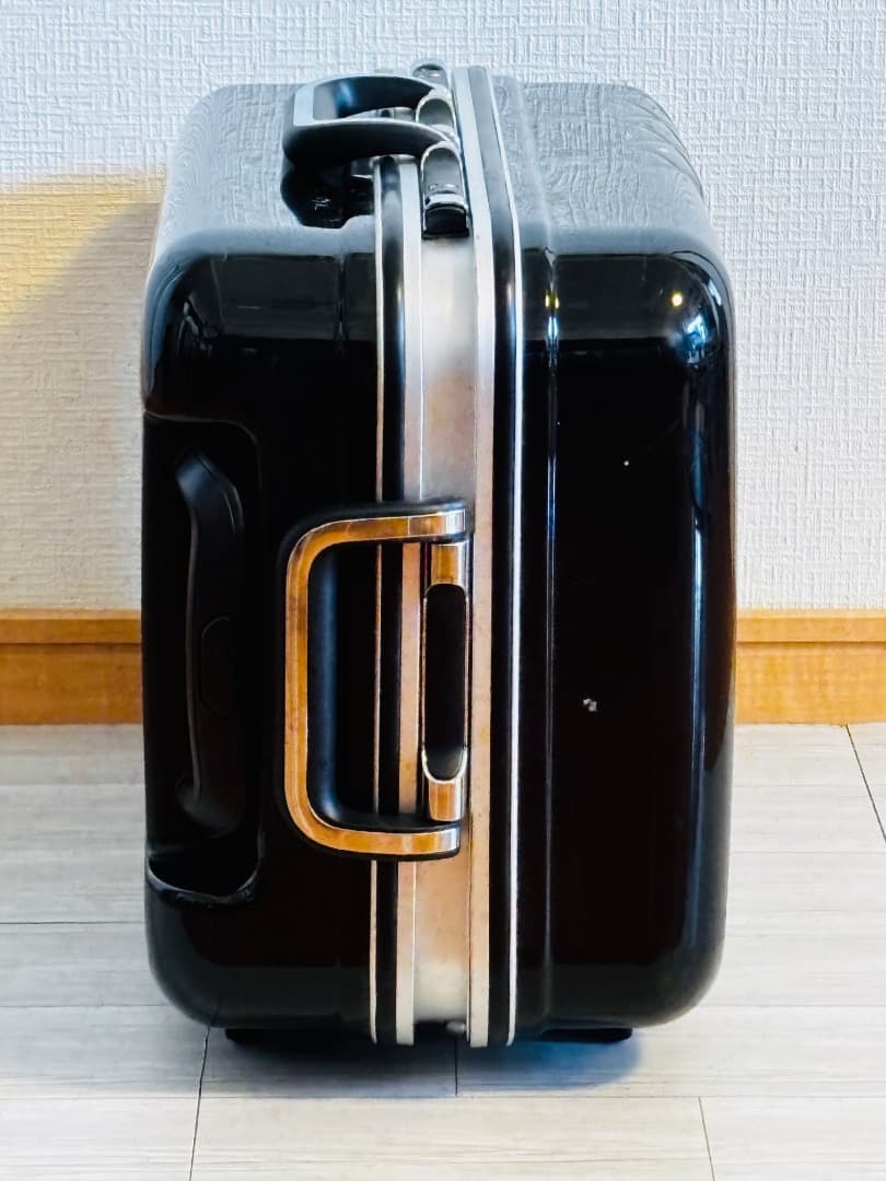 Mercedes-Benz オリジナルスーツケース