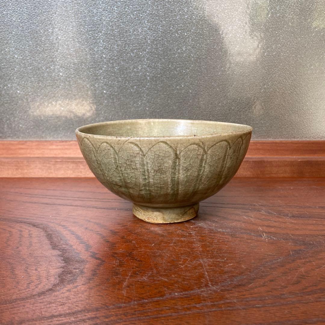 七官青磁蓮弁文碗 明時代　大徳寺箱書　ke