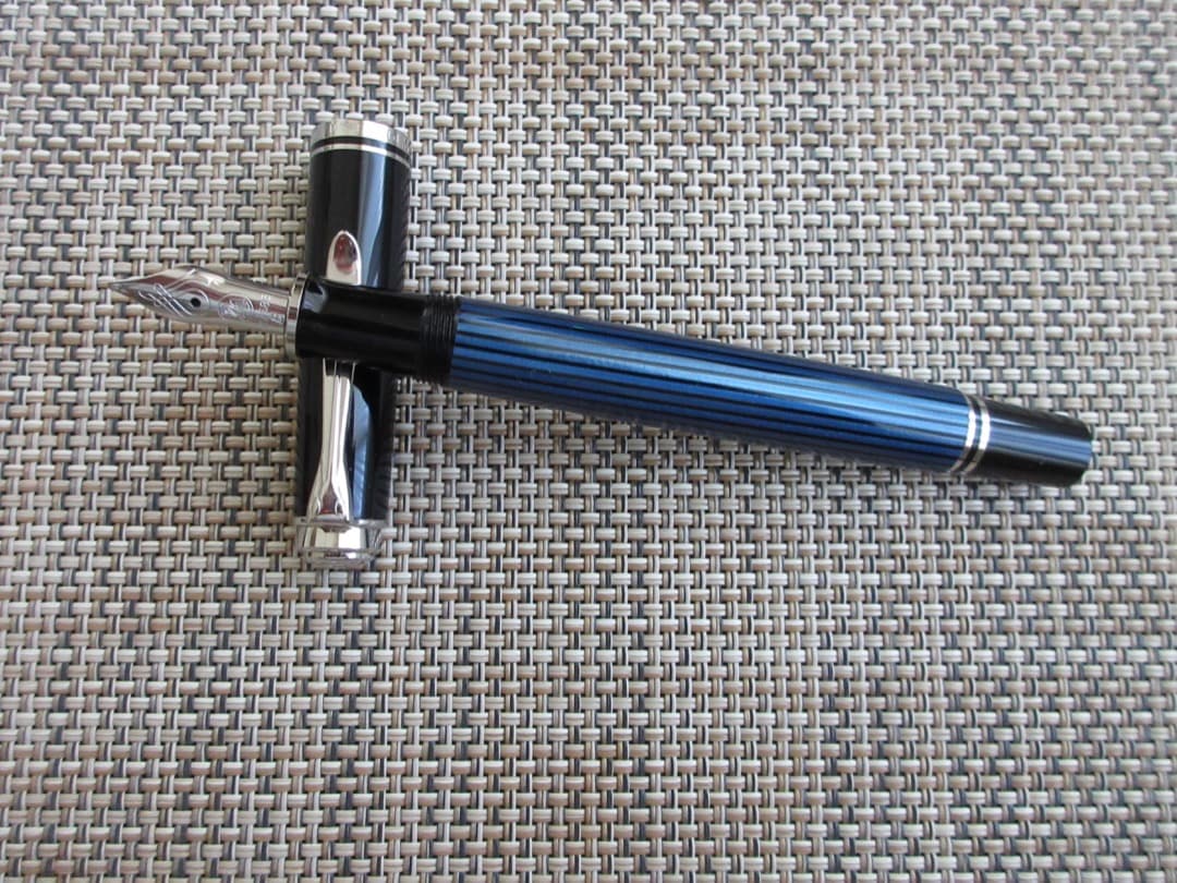 AKI　ペリカン　スーベレーン M４０５　B太字　M４００同サイズ