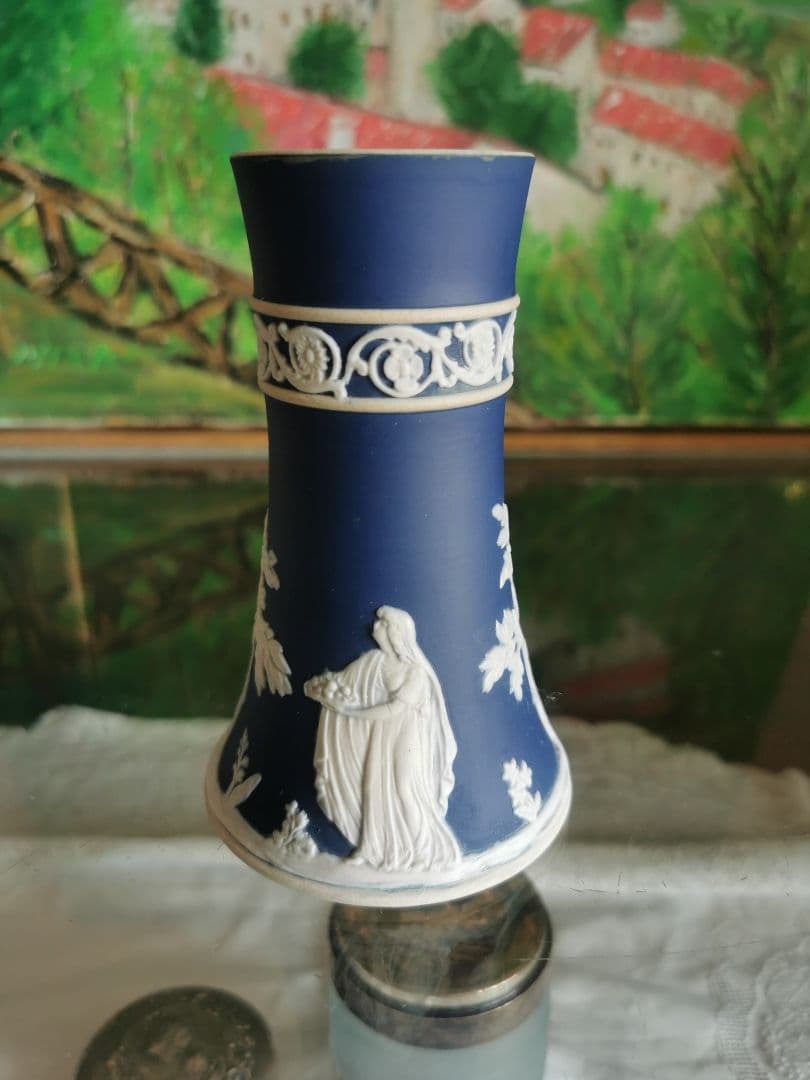 アンティーク英国 アダムスジャスパー カメオ技法 ラッパと供物の女性像のベース